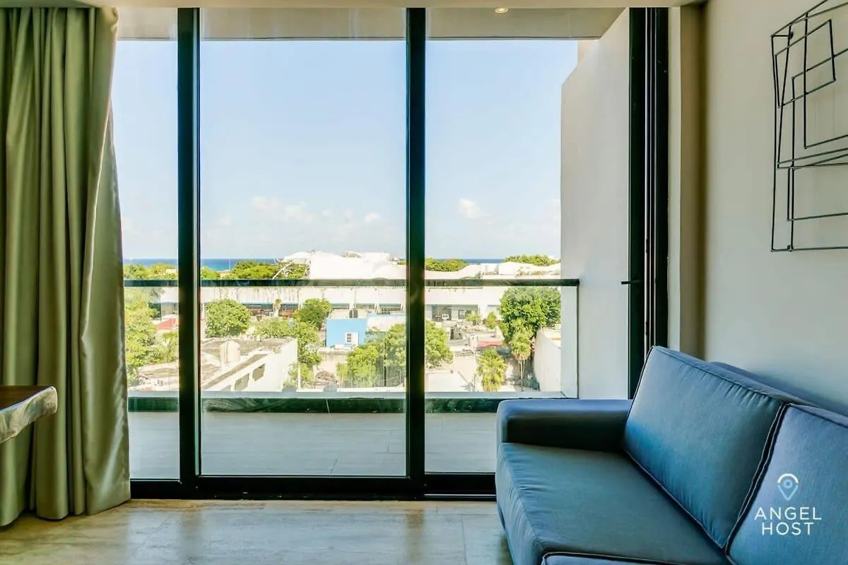 New Downtown Stay With Oceanview Roof Pool And Gym Plus Cafe Playa del Carmen