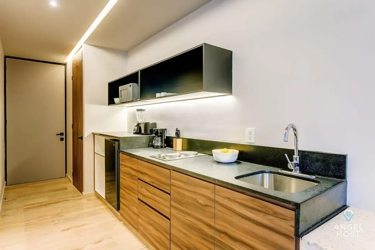 New Downtown Stay With Oceanview Roof Pool And Gym Plus Cafe Playa del Carmen