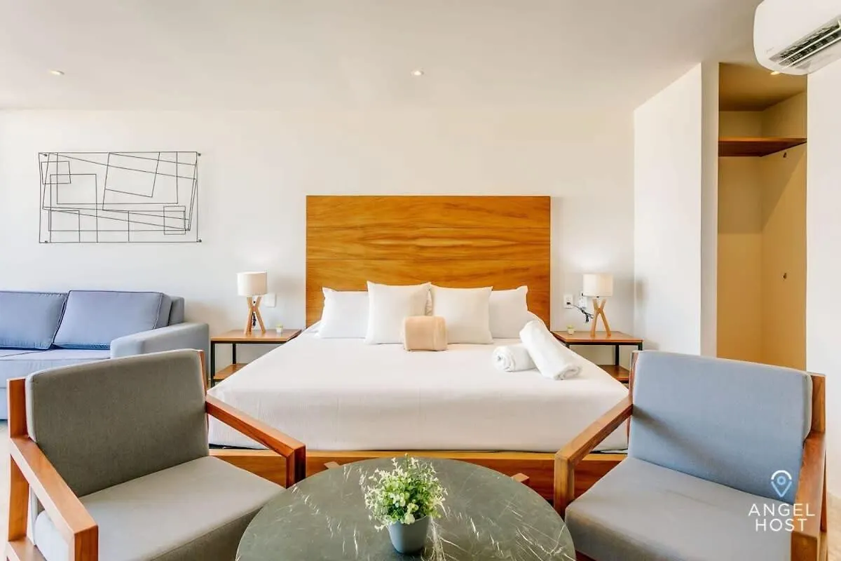 New Downtown Stay With Oceanview Roof Pool And Gym Plus Cafe Playa del Carmen Mexico