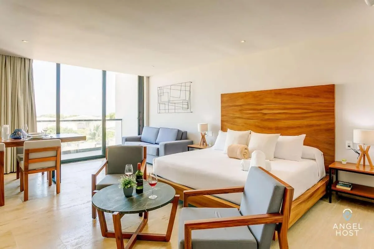 New Downtown Stay With Oceanview Roof Pool And Gym Plus Cafe Playa del Carmen 0*,  Mexico