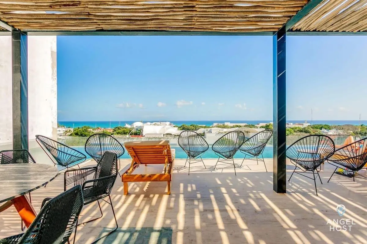 Apartment New Downtown Stay With Oceanview Roof Pool And Gym Plus Cafe Playa del Carmen Mexico