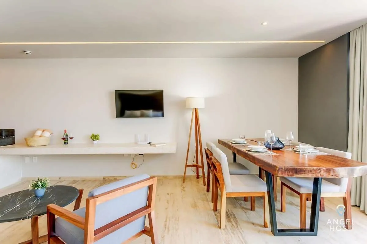 New Downtown Stay With Oceanview Roof Pool And Gym Plus Cafe Playa del Carmen